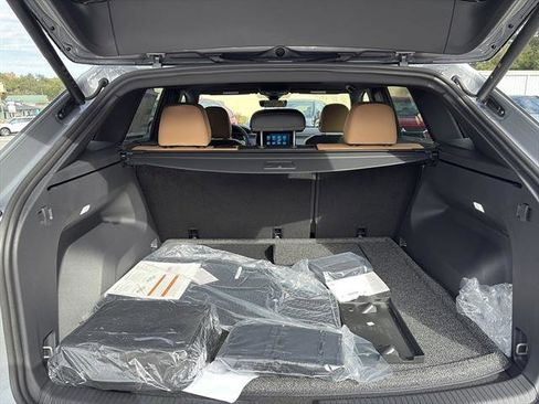 New 2026 Volkswagen Atlas Cross Sport SEL R-Line image 13