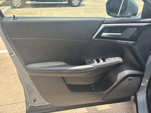 Used 2026 Mitsubishi Outlander SE FWD image 18