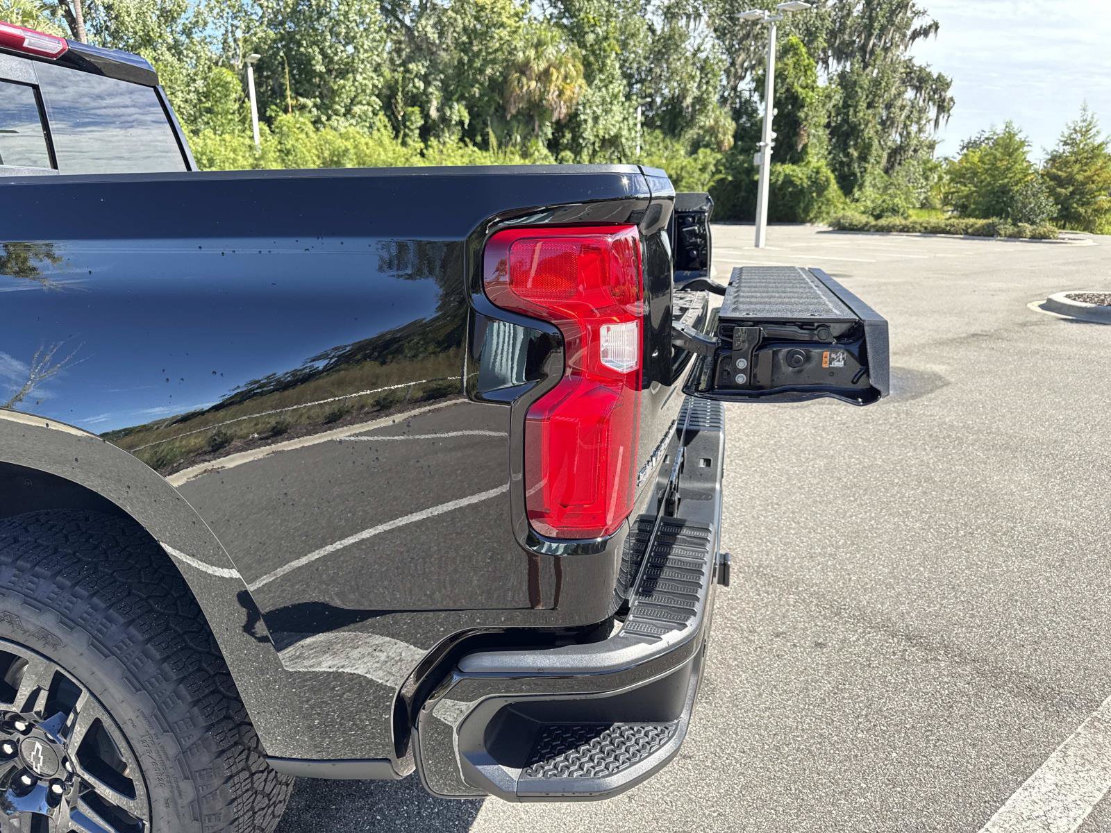 Used 2026 Chevrolet Silverado 1500 RST w/ RST All Star Premium Package AWD/4WD image 34