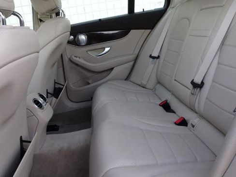 Used 2015 Mercedes-Benz C 300 4dr Sdn C 300 4MATIC image 12