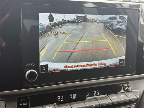 Used 2025 Toyota Camry LE image 17