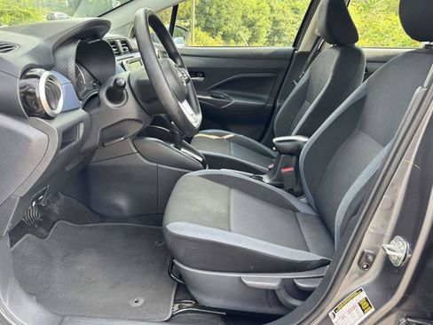 Used 2024 Nissan Versa SV FWD image 21