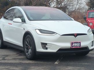 Used 2018 Tesla Model X P100D video 3