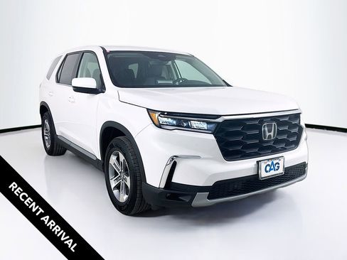 Used 2025 Honda Pilot EX-L image 1