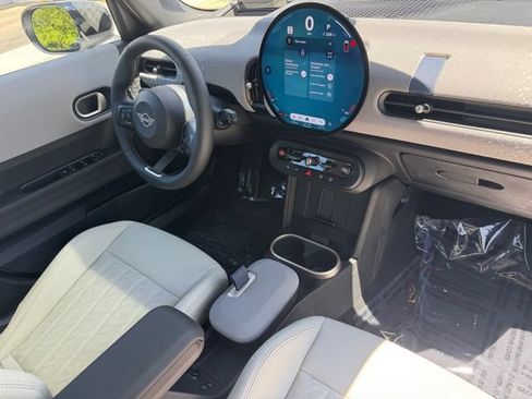 New 2026 MINI Cooper 4-Door Hardtop FWD image 28