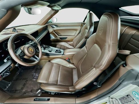 Certified 2020 Porsche 911 Carrera 4S AWD/4WD image 5