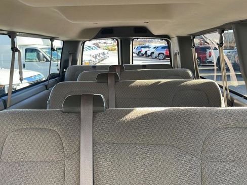 Used 2025 Chevrolet Express 3500 LT w/ LT Preferred Equipment Group RWD image 10