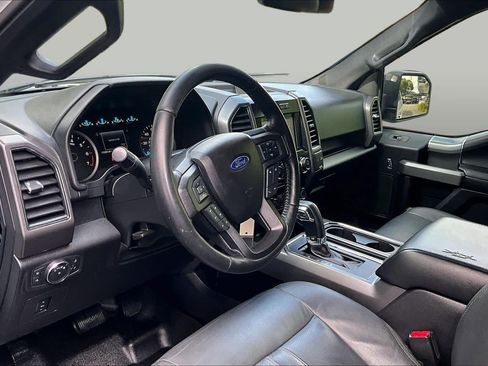 Used 2017 Ford F150 XLT w/ Equipment Group 302A Luxury AWD/4WD image 18