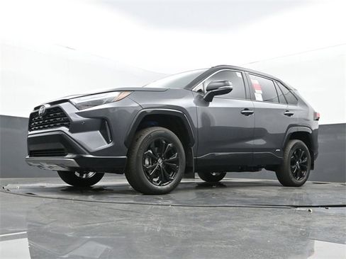 New 2025 Toyota RAV4 XSE w/ Advanced Technology Package image 27