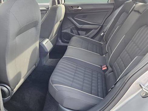Used 2023 Volkswagen Jetta Sport FWD image 9