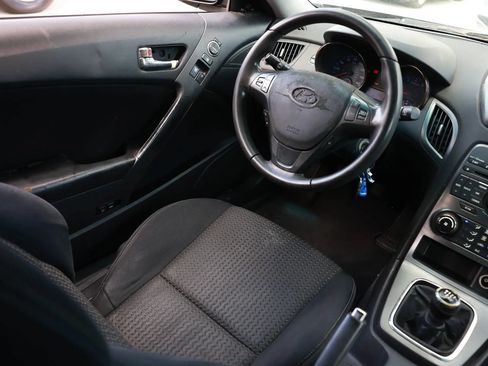 Used 2012 Hyundai Genesis 2.0T RWD image 13