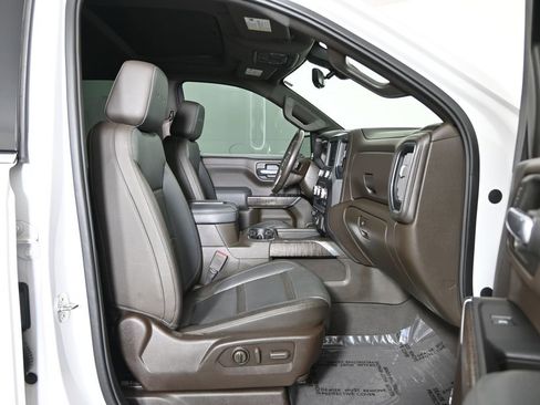 Used 2019 GMC Sierra 1500 Denali w/ Denali Ultimate Package AWD/4WD image 14