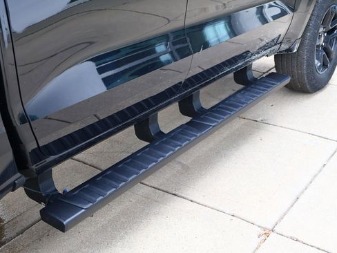 New 2025 Chevrolet Colorado Z71 w/ Midnight Edition image 24