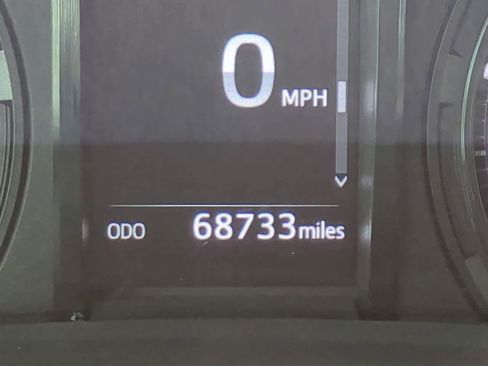 Certified 2022 Toyota 4Runner SR5 Premium w/ Moonroof Package image 27