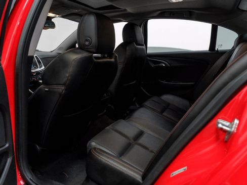 Used 2015 Chevrolet SS image 38