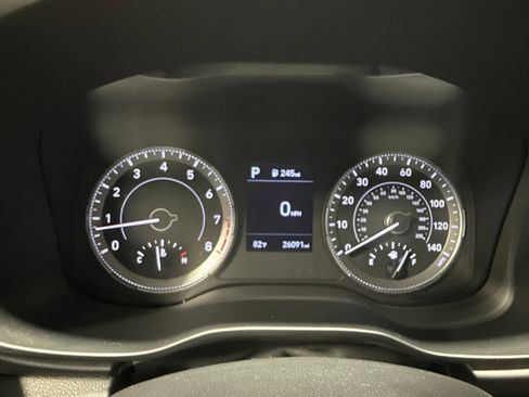 Used 2022 Hyundai Venue Limited FWD image 25