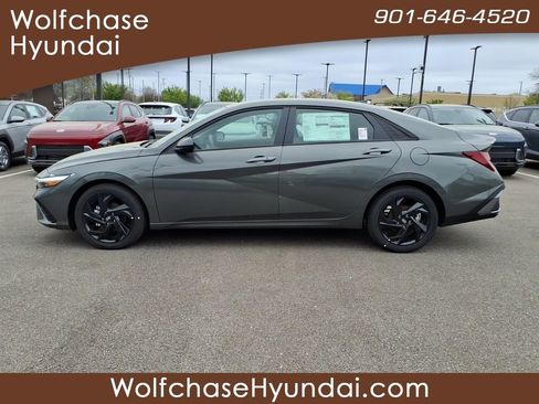 New 2026 Hyundai Elantra Sport FWD image 2