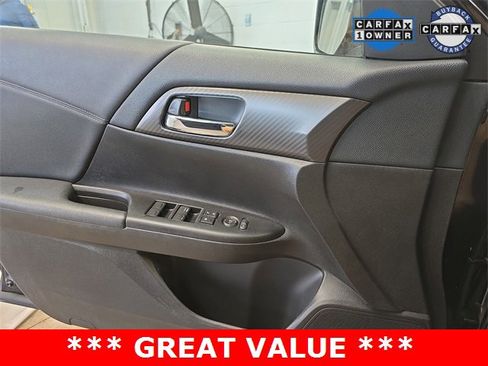 Used 2016 Honda Accord Sport image 11