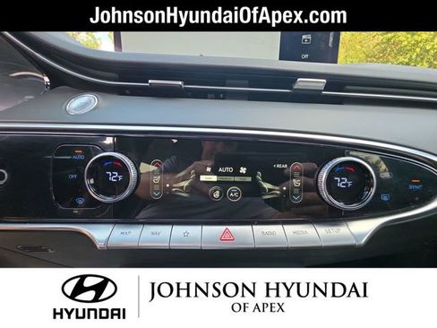 Used 2024 Genesis GV70 3.5T Sport image 34