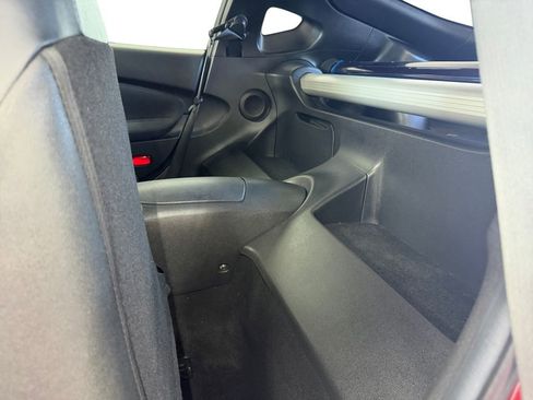 Used 2014 Nissan 370Z Touring w/ Sport Package RWD image 16