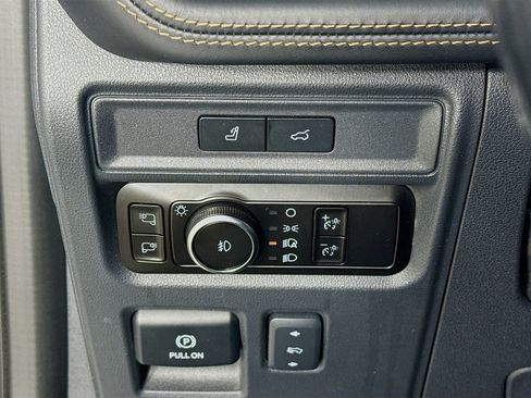 Used 2023 Ford Expedition Max Platinum image 10