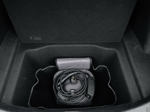 Used 2018 Tesla Model 3 Performance image 28