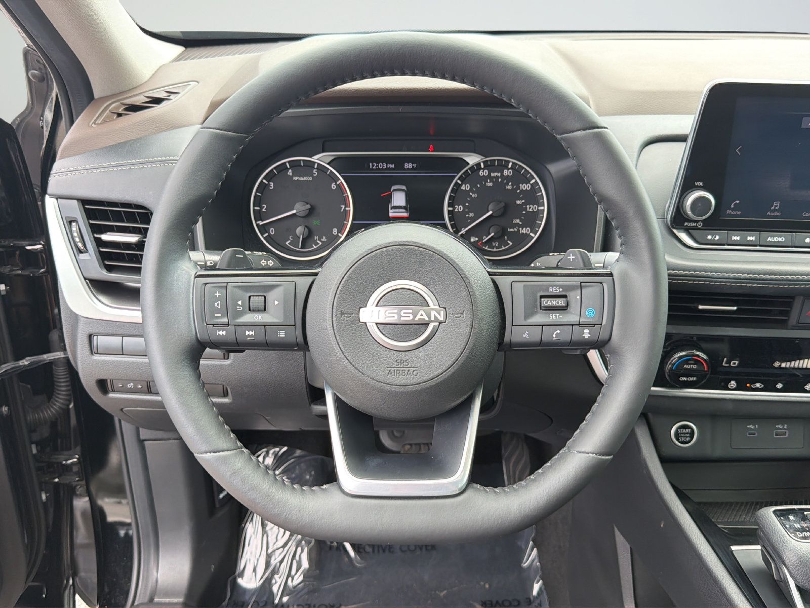 Used 2023 Nissan Rogue SV w/ SV Premium B Package FWD image 15