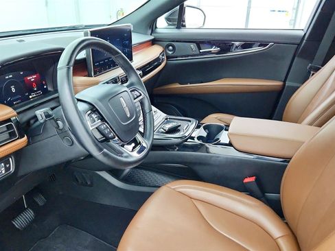 Used 2022 Lincoln Nautilus Reserve w/ Equipment Group 201A AWD/4WD image 25