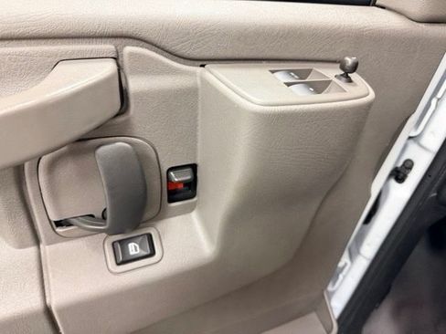 Certified 2025 GMC Savana 2500 w/ Driver Convenience Package RWD image 16
