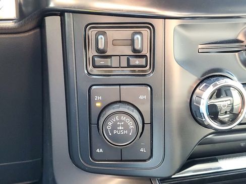 Used 2026 Ford F150 Lariat w/ Equipment Group 502A High AWD/4WD image 31