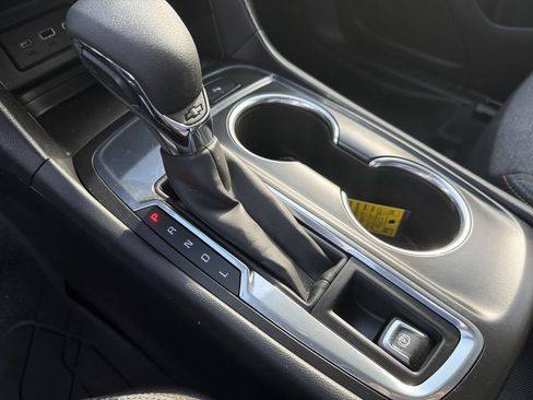 Certified 2022 Chevrolet Equinox LT FWD image 15