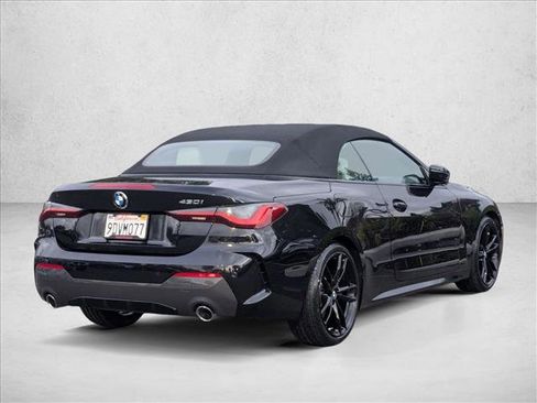 Used 2023 BMW 430i Convertible w/ M Sport Package image 5