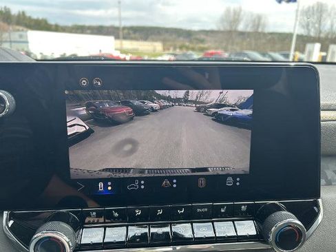 New 2026 Chevrolet Colorado ZR2 w/ Technology Package AWD/4WD image 14