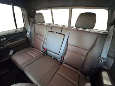 Used 2023 Honda Ridgeline Black Edition image 15
