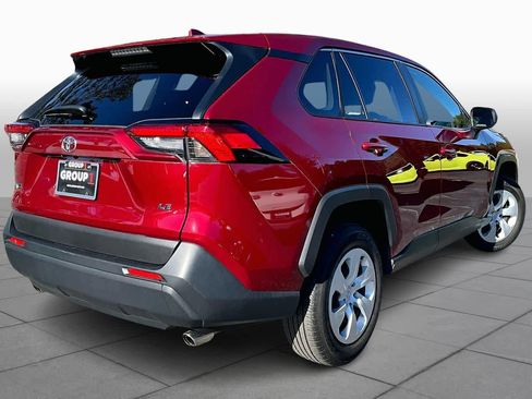 Used 2023 Toyota RAV4 LE image 12