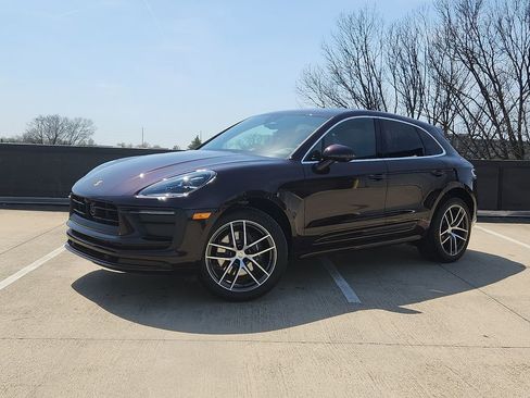 New 2026 Porsche Macan AWD/4WD image 1