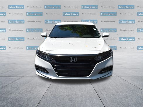 Used 2018 Honda Accord Sport image 9