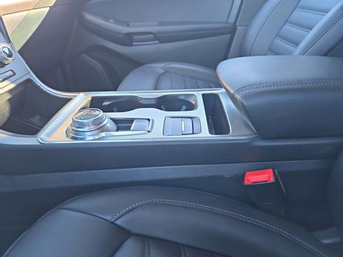 Certified 2022 Ford Edge SEL w/ Convenience Package image 22