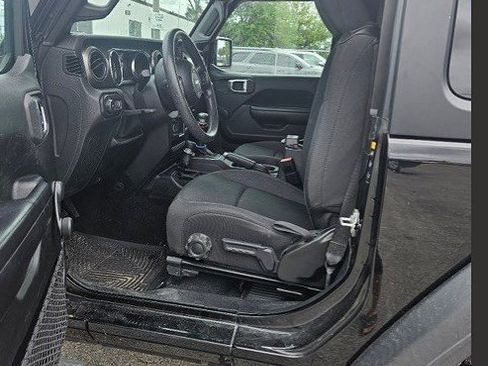 Used 2021 Jeep Wrangler Sport image 5