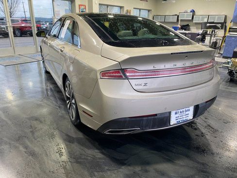 Used 2017 Lincoln MKZ Reserve w/ Climate Package image 5
