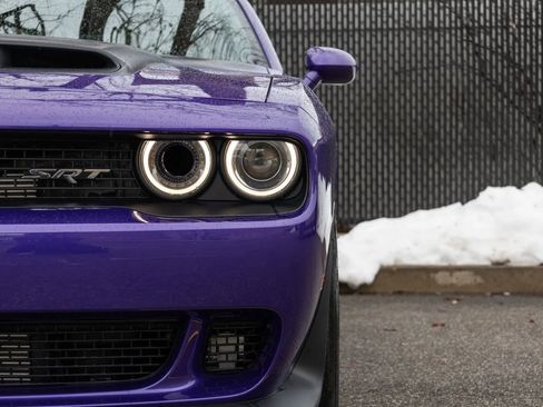 Used 2023 Dodge Challenger SRT Hellcat Redeye image 5
