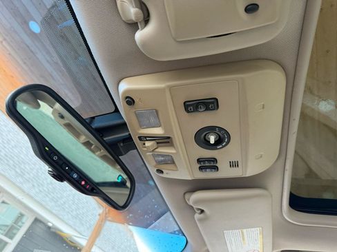 Used 2004 Cadillac SRX RWD image 37
