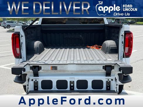 Used 2024 GMC Sierra 1500 AT4 w/ Technology Package AWD/4WD image 10