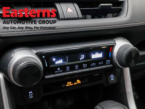 Used 2023 Toyota RAV4 LE image 19