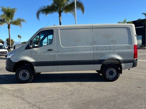 Used 2026 Mercedes-Benz Sprinter 144 Cargo image 8