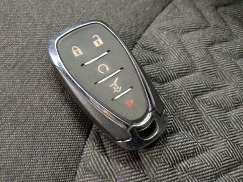 Used 2022 Chevrolet Equinox LT AWD/4WD image 32