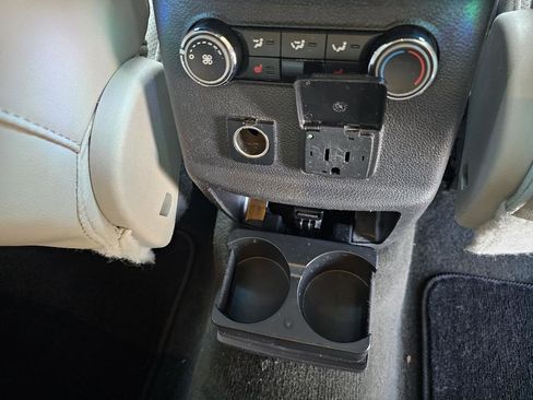 Used 2015 Ford Explorer Limited w/ Equipment Group 302A FWD image 33