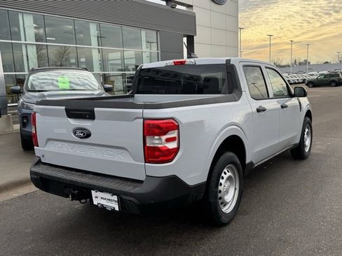 New 2025 Ford Maverick XL w/ Equipment Group 101A image 32