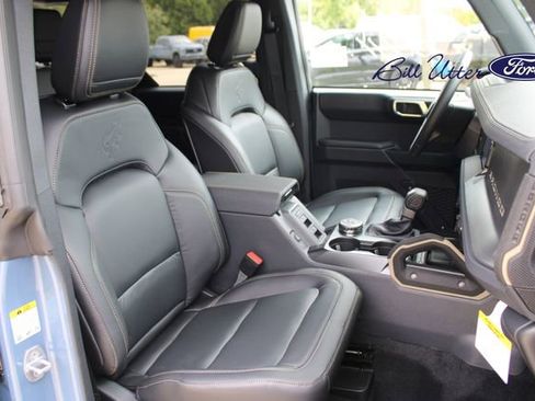 New 2025 Ford Bronco Badlands image 7