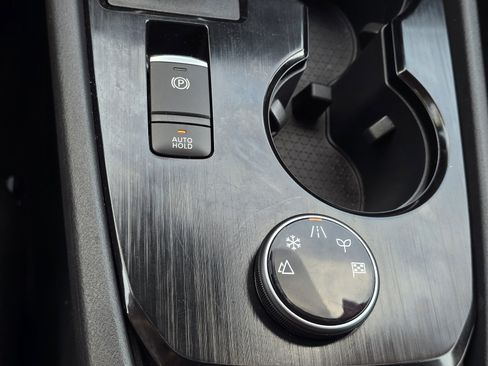 Certified 2026 Nissan Rogue SL AWD/4WD image 22